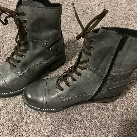 New Taos Crave boots in slate grey. NWOB size 41 - Picture 4 of 8